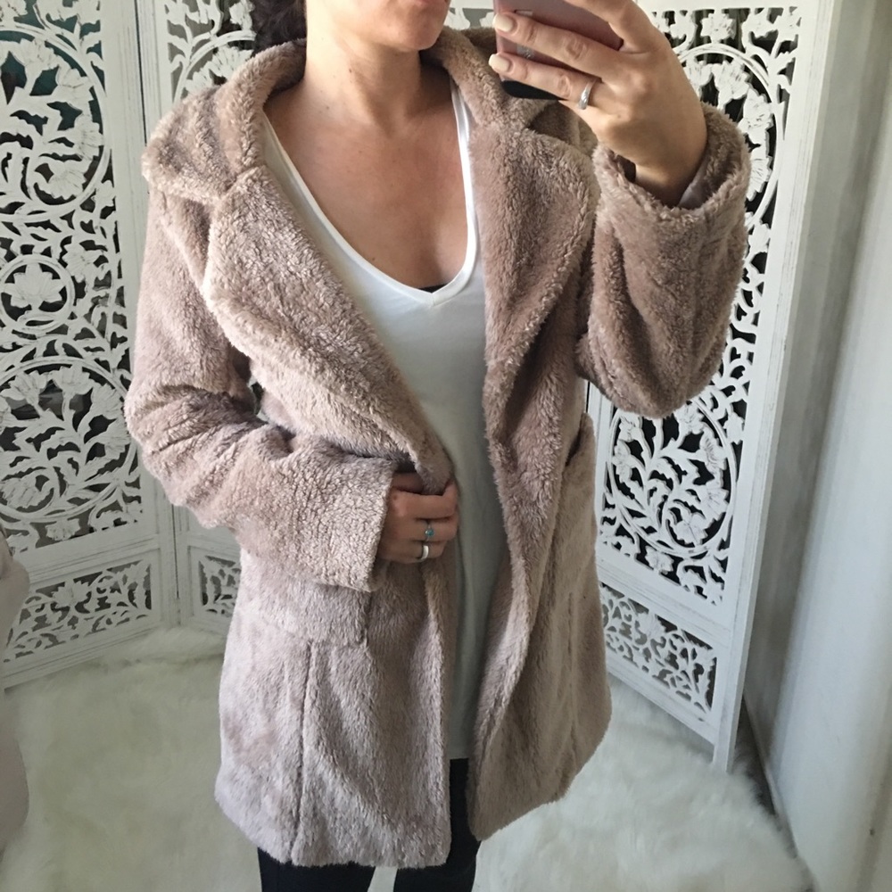 LAST 1️⃣ REA Faux Fur Teddy Trench Coat - Picture 2 of 8